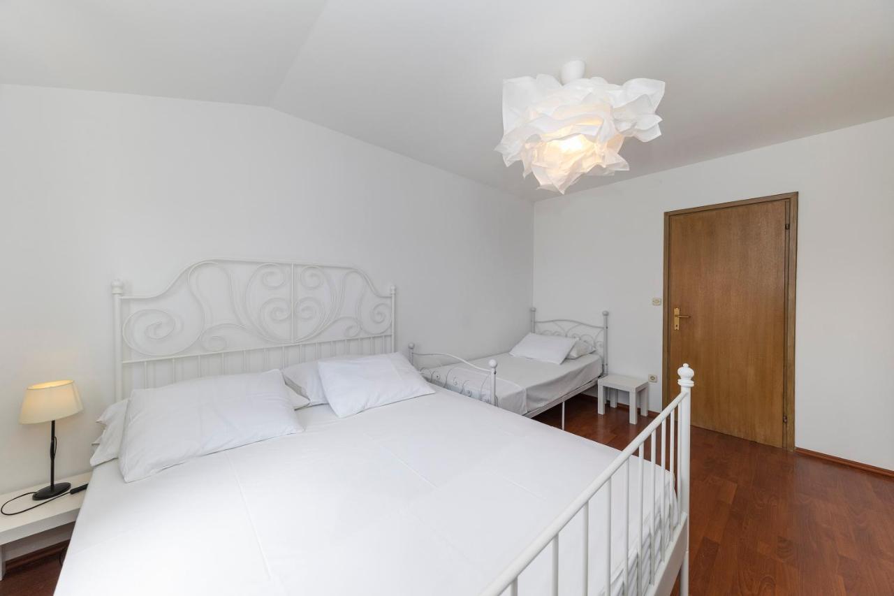 Apartmani Maestral Dobropoljana Exterior foto